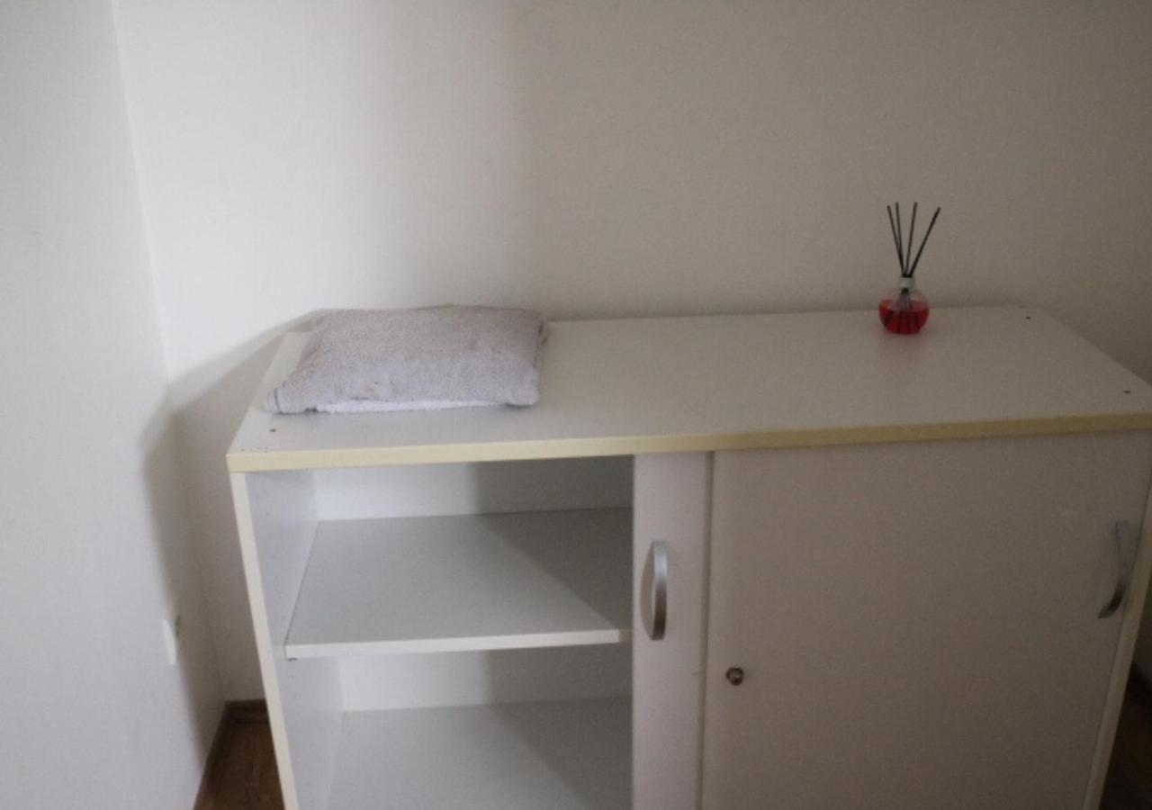 Le Wolf - 1 Chambre Dans Un T3 - 5Mn Tram Du Centre Ville - 15Mn Tram Gare Tgv Mulhouse - Wifi - Parking Extérieur photo