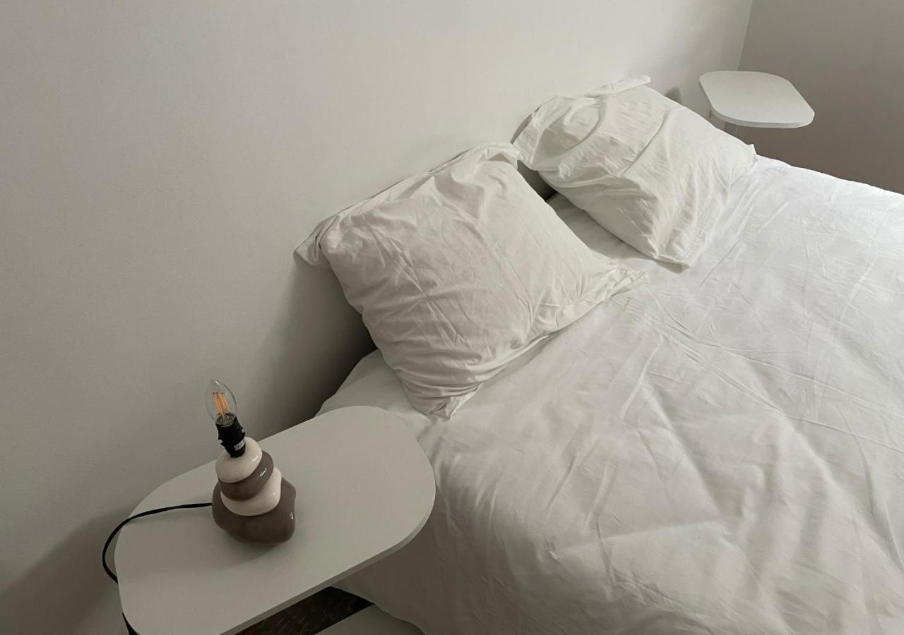 Le Wolf - 1 Chambre Dans Un T3 - 5Mn Tram Du Centre Ville - 15Mn Tram Gare Tgv Mulhouse - Wifi - Parking Extérieur photo