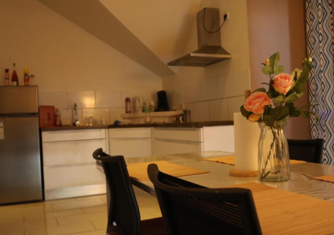Le Wolf - 1 Chambre Privee Dans Un Appartement - 5Mn Tram Du Centre Ville - 15Mn Tram Gare Tgv Mulhouse - Wifi - Parking Extérieur photo